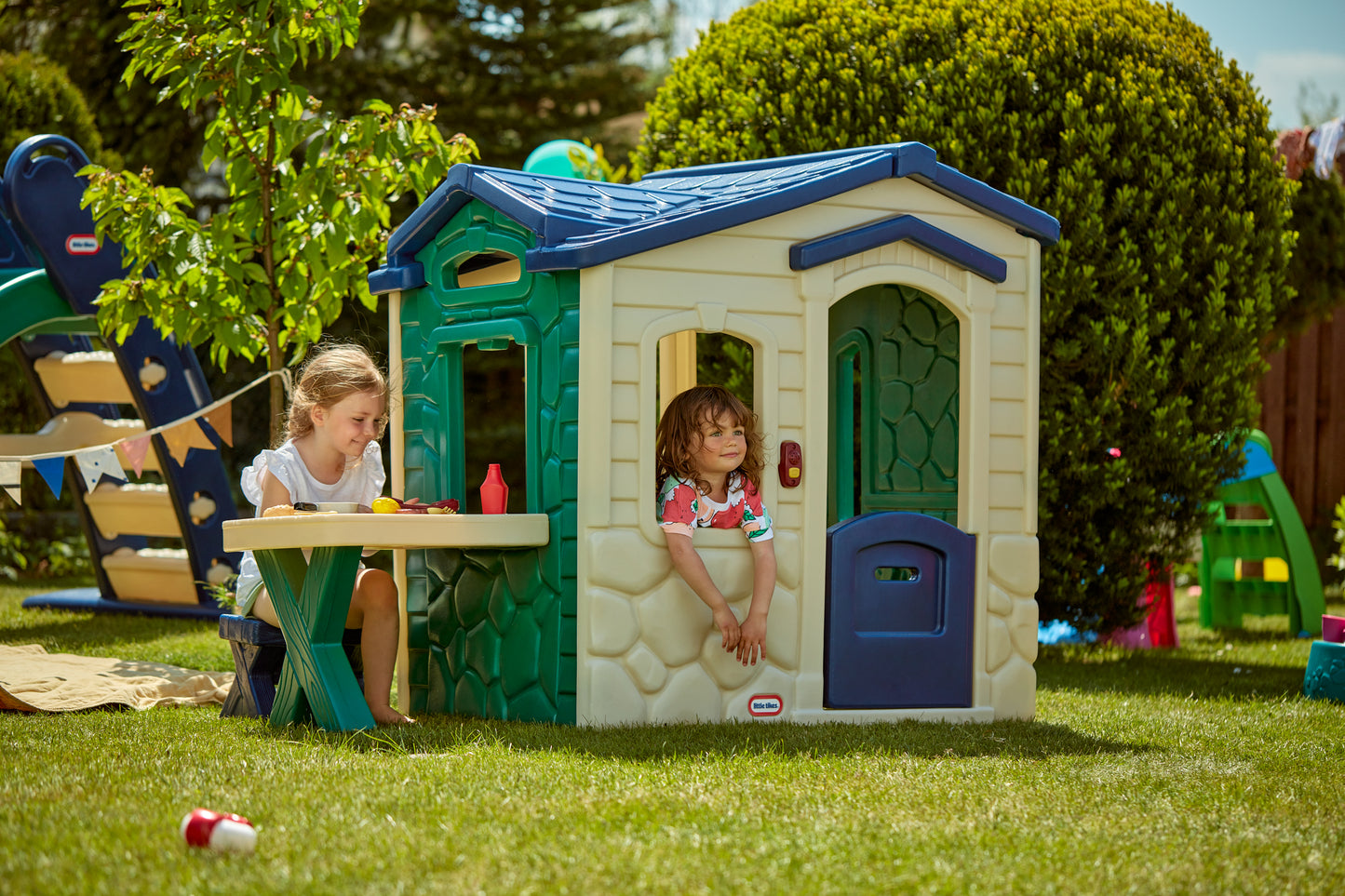 LITTLE TIKES ΣΠΙΤΙ ΜΕ ΤΡΑΠΕΖΑΚΙ ΓΙΑ ΠΙΚ-ΝΙΚ - ΖΟΥΓΚΛΑ