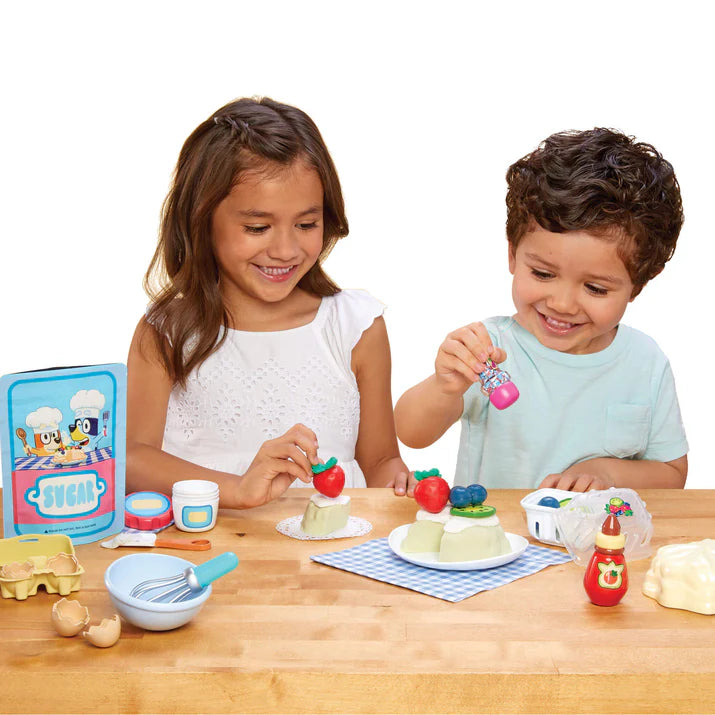 Little Tikes Creative Chefs Bluey Pavlova Kit